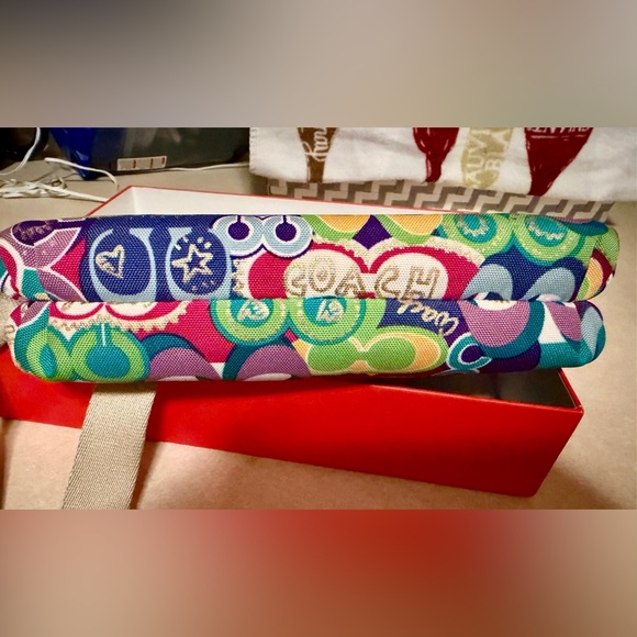 Coach Poppy Pop C Graffiti Signature Glam Bag Collectible Like New - Picture 7 of 9